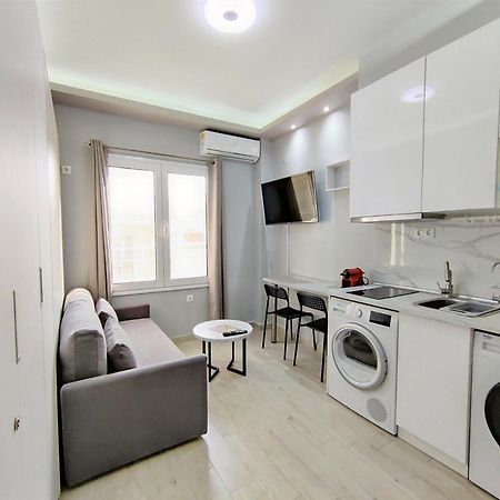 Pretty Petitie Fully Equipped City Center Studio Солун Екстериор снимка