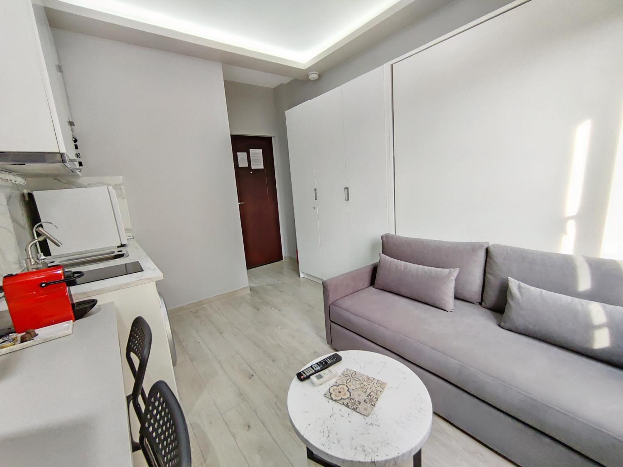 Pretty Petitie Fully Equipped City Center Studio Солун Екстериор снимка
